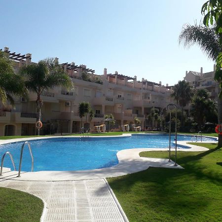 Duquesa Fairways, A Spacious Apartment With Fabulous Views And Facilities Manilva Exterior foto