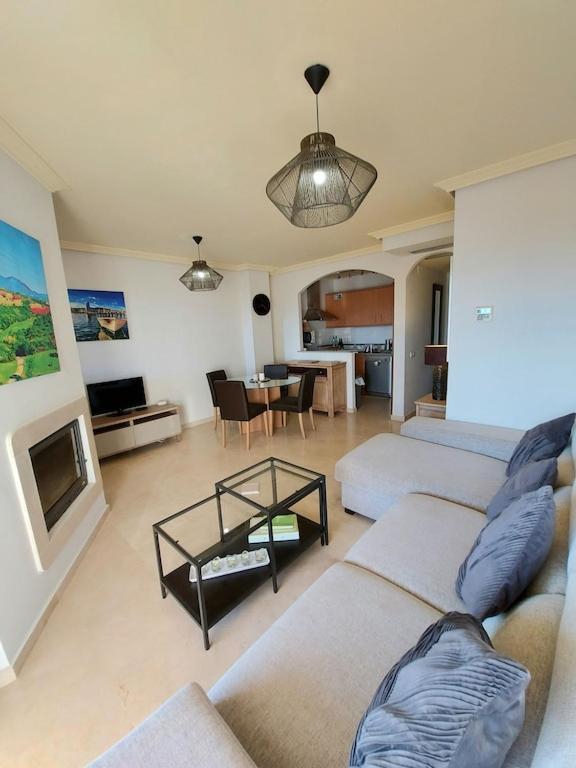 Duquesa Fairways, A Spacious Apartment With Fabulous Views And Facilities Manilva Exterior foto