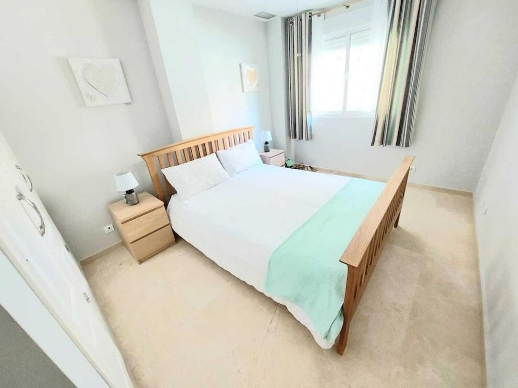 Duquesa Fairways, A Spacious Apartment With Fabulous Views And Facilities Manilva Exterior foto